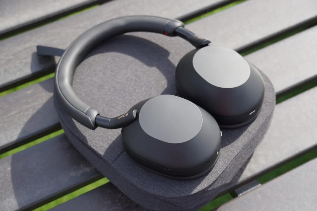 أحدث سماعات شركة Sony سماعات Sony WH-1000XM5